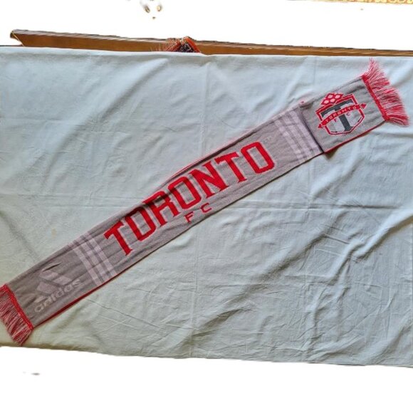 Toronto FC Scarf by Adidas - Picture 6 of 8